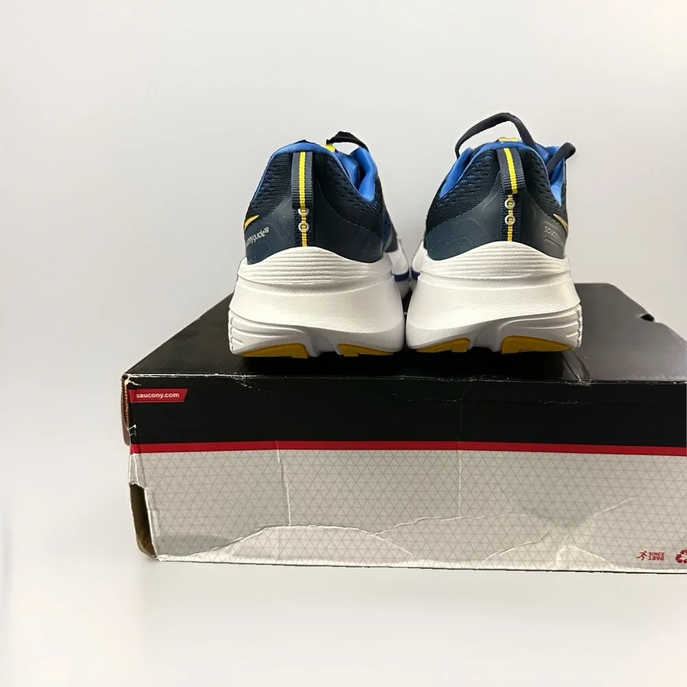 Size 11 - Saucony Guide 18 Navy Skydiver